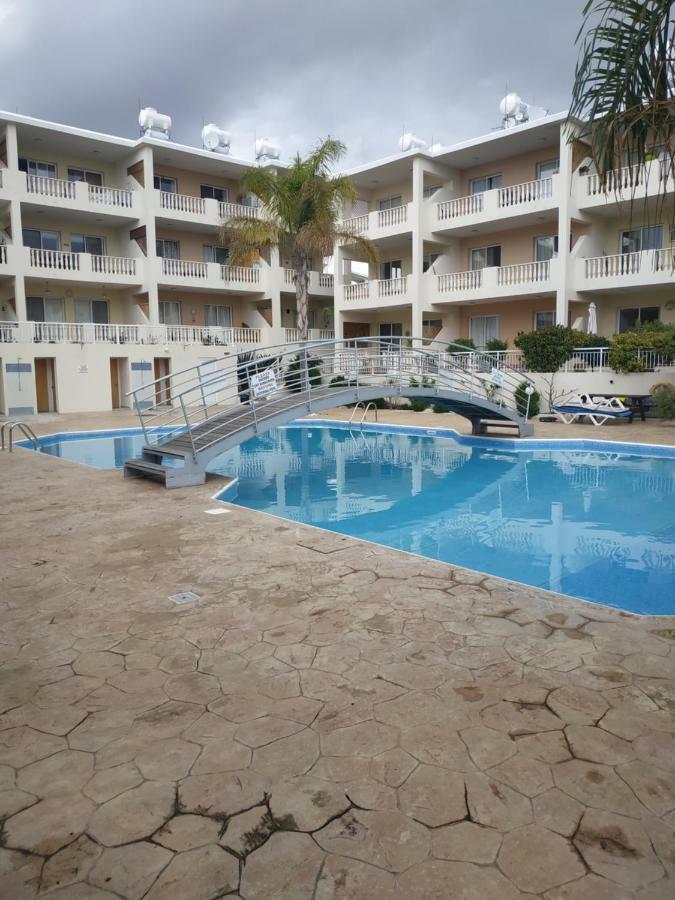 Town Center Holiday Willa Pafos
